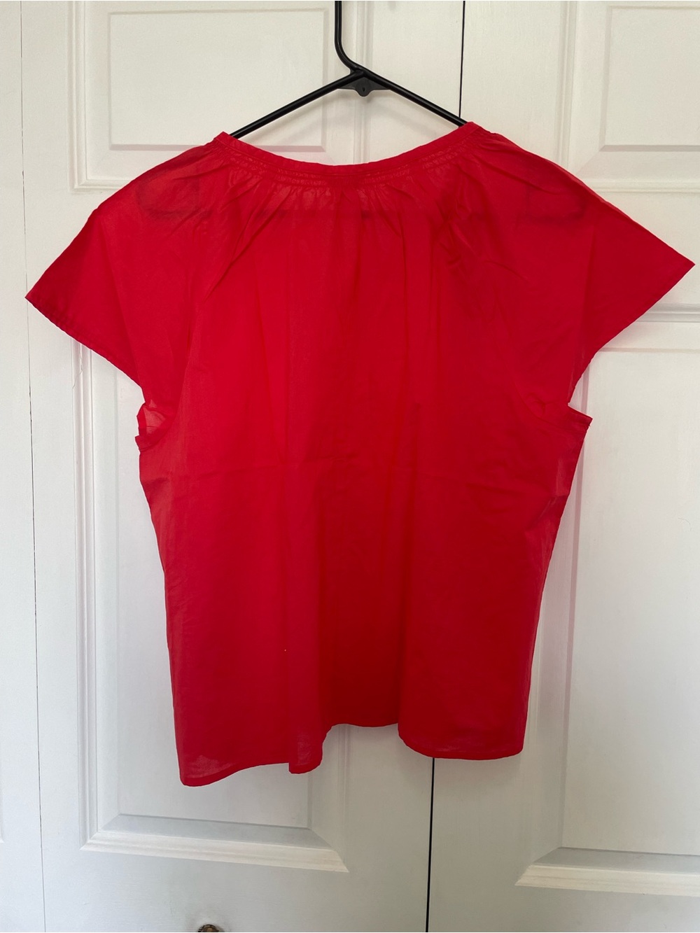 L.L. Bean Women's Bright Pomegranate Short-Sleeve Button-Front Top- Med Petite - Picture 3 of 7